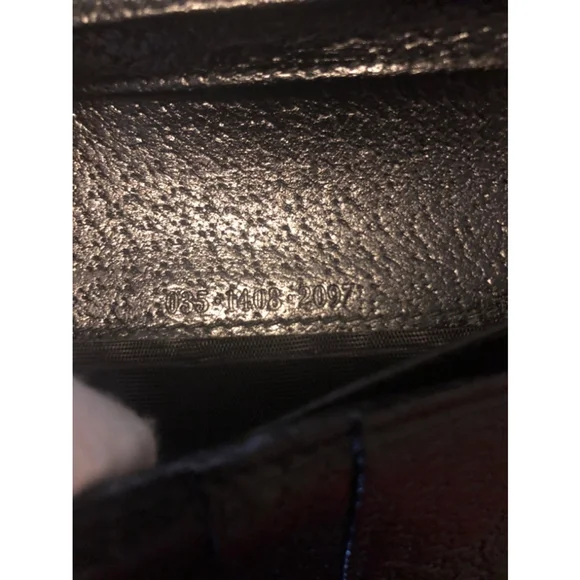 GUCCI Vintage G Clasp Lambskin Leather Long Wallet, Authentic , Vintage